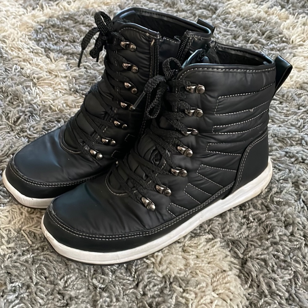 Weatherproof Shoes
